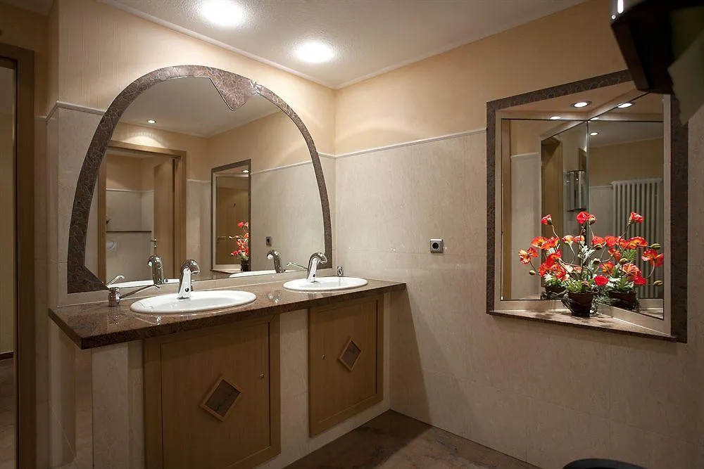 Hotel St Hubert Reuler