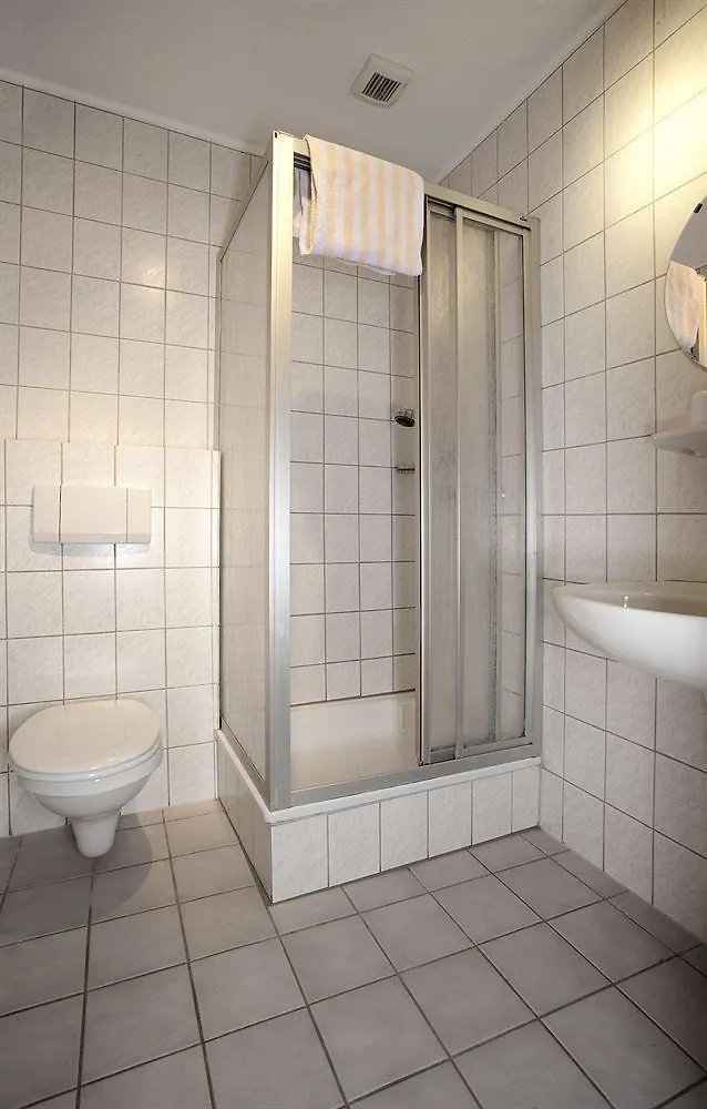 ***  Hotel St Hubert Reuler Luxembourg