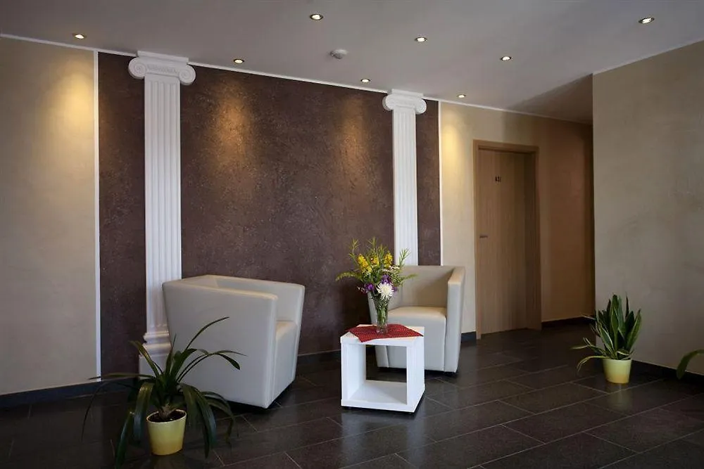 ***  Hotel St Hubert Reuler Luxembourg